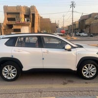 كورلا كروس • هايبرد • ٢٠٢٤