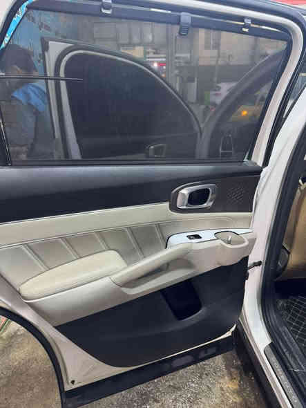 السلام عليكم ورحمة الله فقط بيع بدون مراوس
سورنتو ٢٠٢١ خليجي قماره حديد 

ابيض صدفي

مكفوله كفاله عامه من الصبغ 

السياره ماشية 58 الف فقط  ٦ سلندر 3500  

عدد المقاعد ٧ 

بصمه 

تشغيل عن بعد 

الصندوق كهربائي 

الكير ماوس 

الهاند بريك بصمه

تخم تايرات جديد . صيانه عامه في الشركة . دهن الكير جديد 

ملاحظة : يوجد رصعتين في البنيد بسبب حصو ورصعة باب خلفي 

 بدون بارد السيارة مكفولة 

السعر النهائي بدون عملة ٢٧٥ السيارة جديدة بدون اي نواقص على ايد وحدة اخذتها صفر 
للاستفسار اكثر يرجى الاتصال على الرقم

***********
