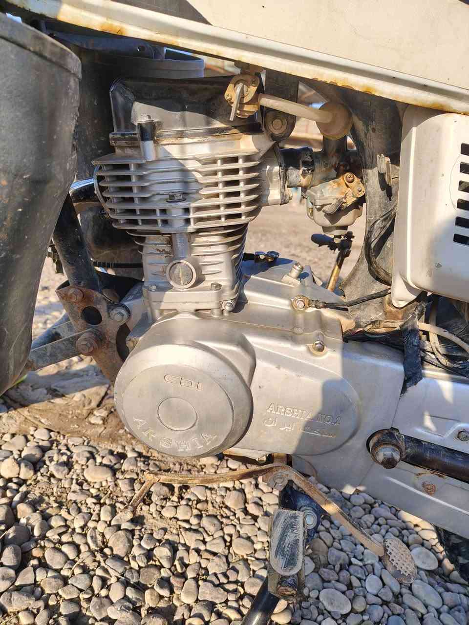 السلام عليكم موطور للبيع نامه سوبر موديل 2018 محرك شرط اخرس نشاط فول كهربائيّات شغاله السعر 250 وبي مجال قليل مكاني الجدعه ***********
