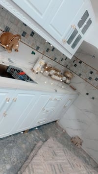 كاونتر طابقين فصال تكمه بيبان HDF داخل ألمنيوم محشي خشب استخدام شهرين ...