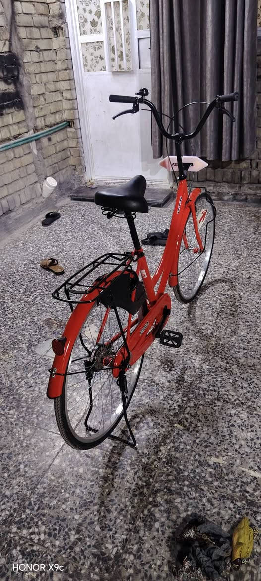 سلام عليكم باسكل لبيع جديد ما مستعمل قليل صارلي اسبوع من اخذتة محتاح الفلوس مستعجل علة بيعتة مكفول من الشخوط سعر 130 و بي مجال بيك خير و تدلل الرقم ***********
