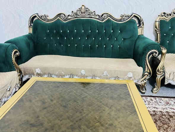 تخم تركي كلاسيك درجة أولى للبيع

🛋️ المحتويات:
 • 4 كراسي
 • قنفتين كبار

📍 العنوان: الأمين الثانية – السدة قرب ساحة زمن
📞 للتواصل: ***********

💰 السعر: مليون دينار فقط
