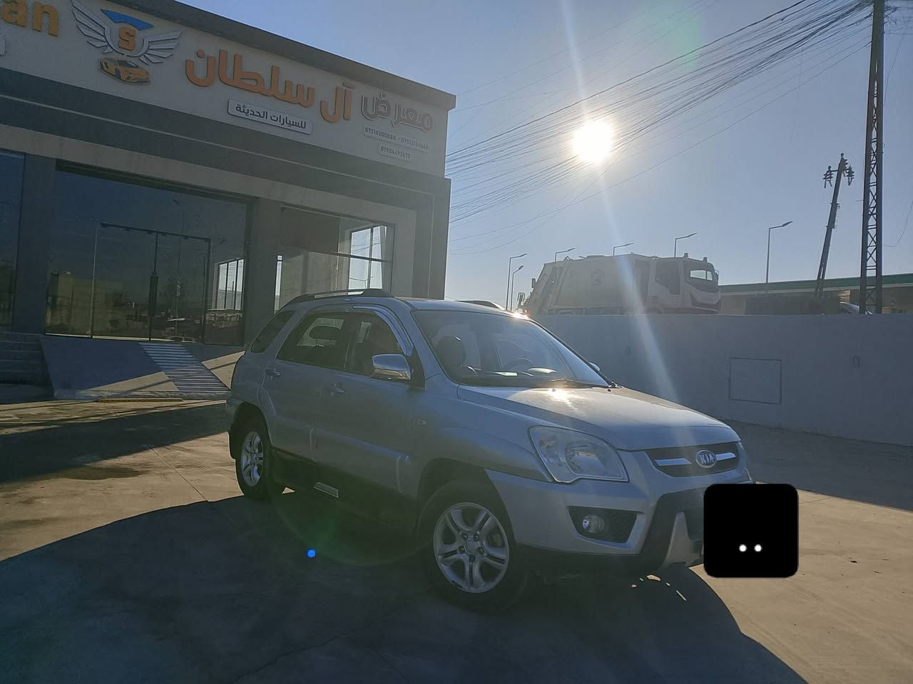 كيا سبورتج 2009 
ماشيا 106000km
سياره بوضع الشركه 
   كير+ محرك شرط.
محرك 20
بيها قطعتين صبغ 
موصفات:
تدفه +تبريد ثلج
كشنات تدفه.
طخم تايرات جديد.
رقم موصل اجنبي. (بسمي)
الغرمات: مصفره 
سياره مال جناي.
الرقم: ***********
السعر 118$
