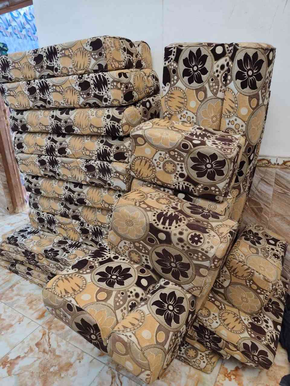 للبيع كامل مابيه نقص يرهم ع دوانيه 7ونص ×3ونص ***********
