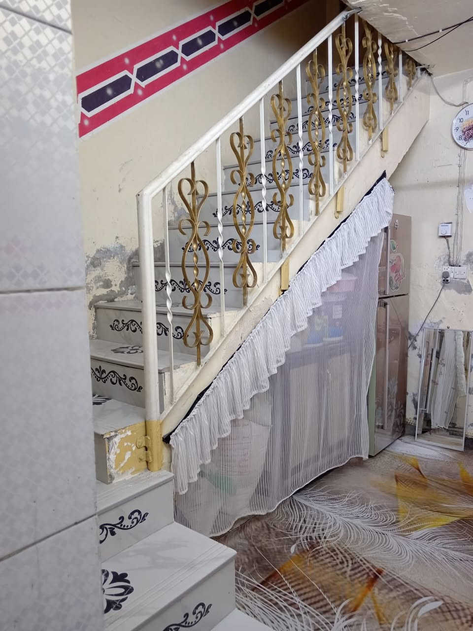 ✅بيت للبيع مستعجل✅
السلام عليكم ورحمة الله وبركاته،
دار للبيع مدينة الصدر شارع الفلاح قطاع 30 اول بيت على الشارع الفلاح
طابقين الطابق الاول استقبال وغرفتين ومطبخ وصحيات والطابق الثاني ثلاث غرف المساحة 144 السعر 210 وبي مجال

الرقم ***********
