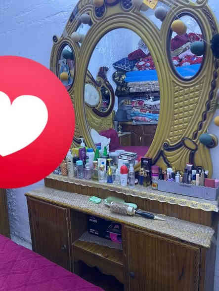 السلام عليكم غرفه البيع سعرهة 500مكان بغداد عبيدي ***********
