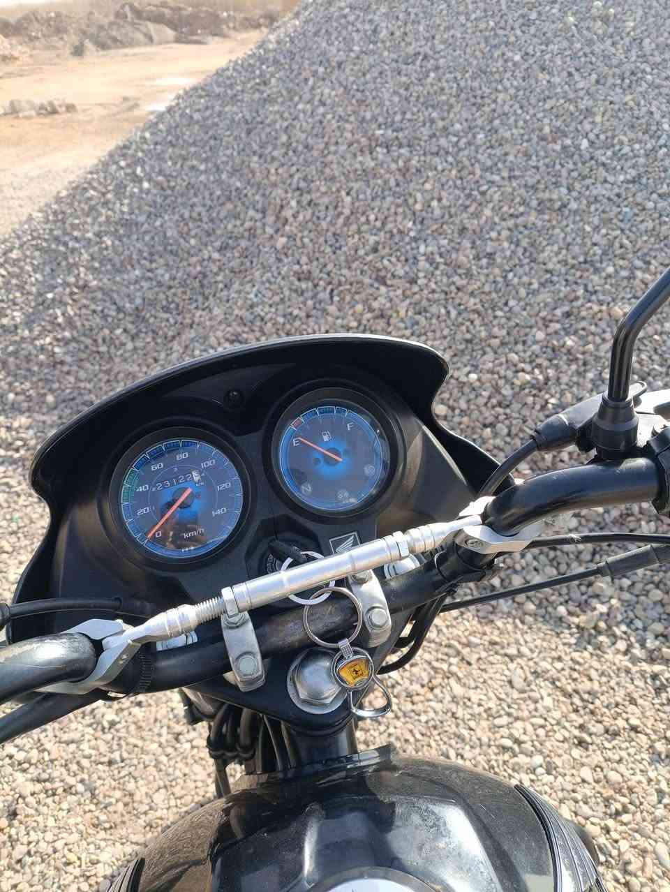 ماطور هوندا للبيع موديل 19 محرك مكفول ماطور جديد السعر مليون وبي مجال للاستفسار الاتصال على الرقم
***********
