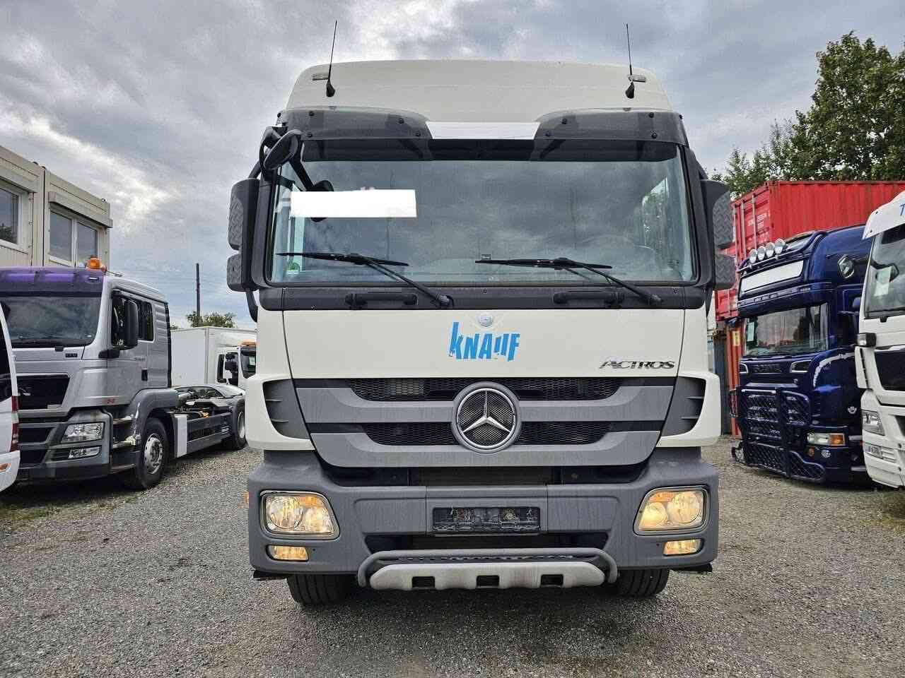 .. السلام عليكم .... اللهم صَلِ على محمد وال محمد.. 💐
 .. أكتروس عقرب …. هوك …. حجم 3244 …. نص جي اف  …. تبريد …. موديل 2010 …. ماشية / 558,000 km …. وارد ألمانيا …. 🇩🇪 …. 
🌷معرض (( يوسف شاحنات أوروبا )) .... العراق …. بغداد ...جرف النداف قرب الشركة العامة للسيارات🌷 ...للأستفسار الاتصال او الواتس اب .... بالأرقام 🔸(( 009647827373586 ))    
         يوسف _ العراق
               (( 00491631797848 ))🔹
                 ابو يوسف _ ألمانيا
.... نرجو الأنتباه .... أوقات الأتصال من .... الساعة 9 صباحآ حتى 10 مساءآ ….
