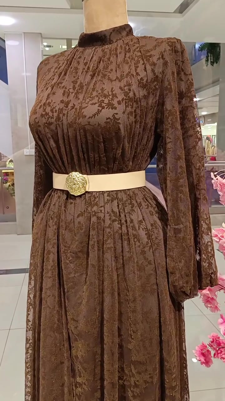 مــــــــــن ⚜️Dantel fashion⚜️

 كوني متألقة بااحدث الاطلات العصرية معنا 🍂

جمال تفاصيل فستان قمة الرقي🍂

كوالتي عالي جداً خامه تركي درجة اولى💯

التصوير داخل المحل 🎀

قالب ستاندر ✅ 

متوفر قياس /38/40/42/44/4648/50/52/54

 📍تتوفر خدمة توصيل سريعة بغداد وجميع انحاء العراق 🏎️

📥 للطلب المراسله دايركت 🛍️

او الاتصال عبر الواتس اب ***********
