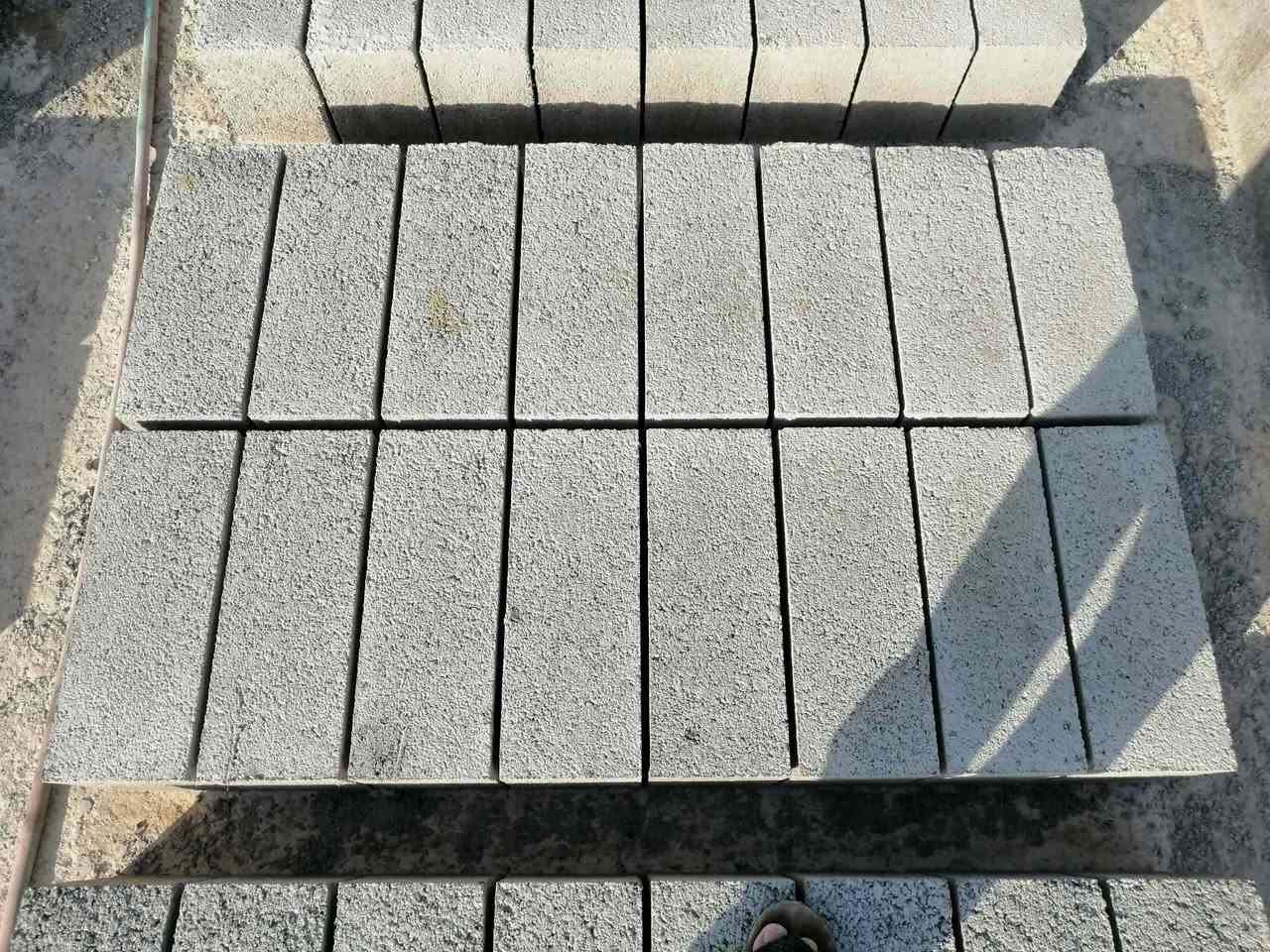 معمل بلوك للبيع
بيها خباطة + كرين + سايلو نوع البا كلها شغالة
كابسة + رافعتين مال هبط ومال بلوك
مولدة نوع سكانيا سعة الساحة ١٣ الف بلوك
عنوان المعمل تلعفر قرية العلو طريق الموصل 

لتفاصيل
***********
