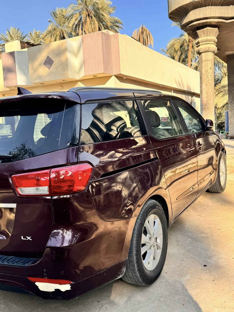 سلام عليكم كيا سيدونا موديل 16 للبيع او مراس ترهم  وارد امريكي  حادثها جاملغ خلفي رقم اربيل.  الي يحب ينتصل ***********
