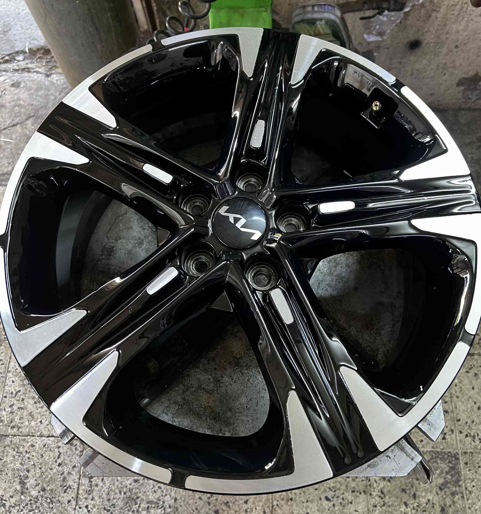 متوفر تك ويل كب K5
السعر : ١٢٠$ 
العنوان : بغداد حي العامل 
للاستفسار : ***********
