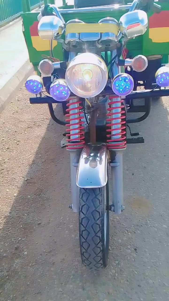 سلام عليكم ستوته جمره نثيه البيع مديل 20 مكينه مديل 2024 ثلاث3براغي اوراق كامله  السعر 1700وبيها مجال كهربايات شغاله نكره سلف مكاني ميسان قضاء الميمونه


**إذا كنت صاحب هذا الإعلان وتريد حذفه لأي سبب، رجاءا أرسل رسالة إلى الدعم الفني**