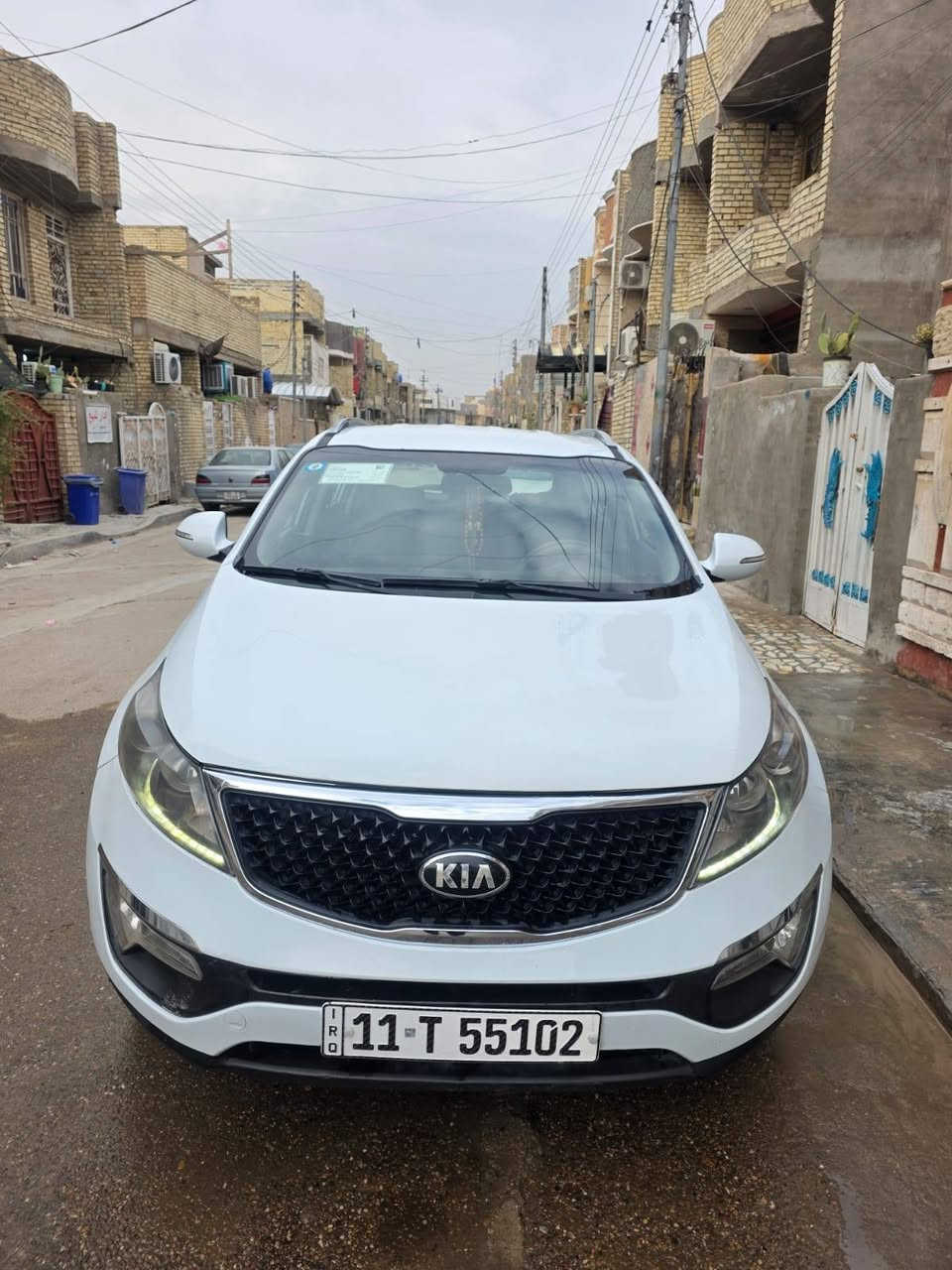 اسبورتج  موديل 2015,  رقم بغداد رقم انكليزي بسمي  خليجي محرك 2000دوش سياره ماشيه 138 مكفوبه من الضربه بيها بنيد بي شبر وطخه بل جاملغ مسويها سياره كلش حلوه مال بيت محرك وكير  جداد تبريد شغال كهربائيات كلها شغاله صدرها هسه مبدله جديد تايرات تخم جديد سياره جاهزه لآخر حبه اي نقص ما بيها مكاني بغداد الشعب جامع الشروفي سعر 160 $$$$وبيها مجال  ***********
