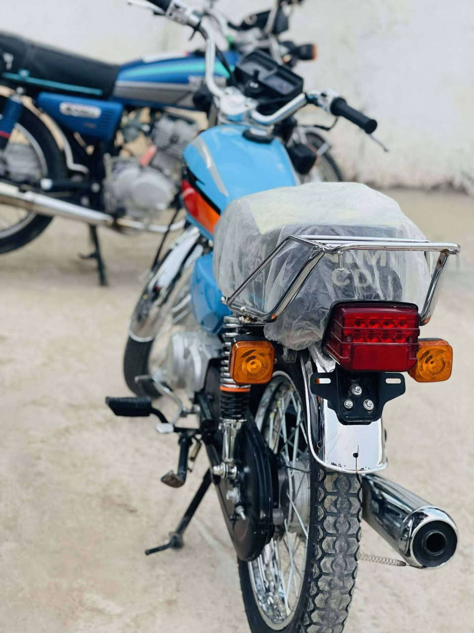 سلام عليكم ورحمة الله
نامه 25 كفاله من زلغ
دراجه صارلها شهرين من طالعه
مكاني بابل المسيب سده الهنديه
للاستفسار ***********
