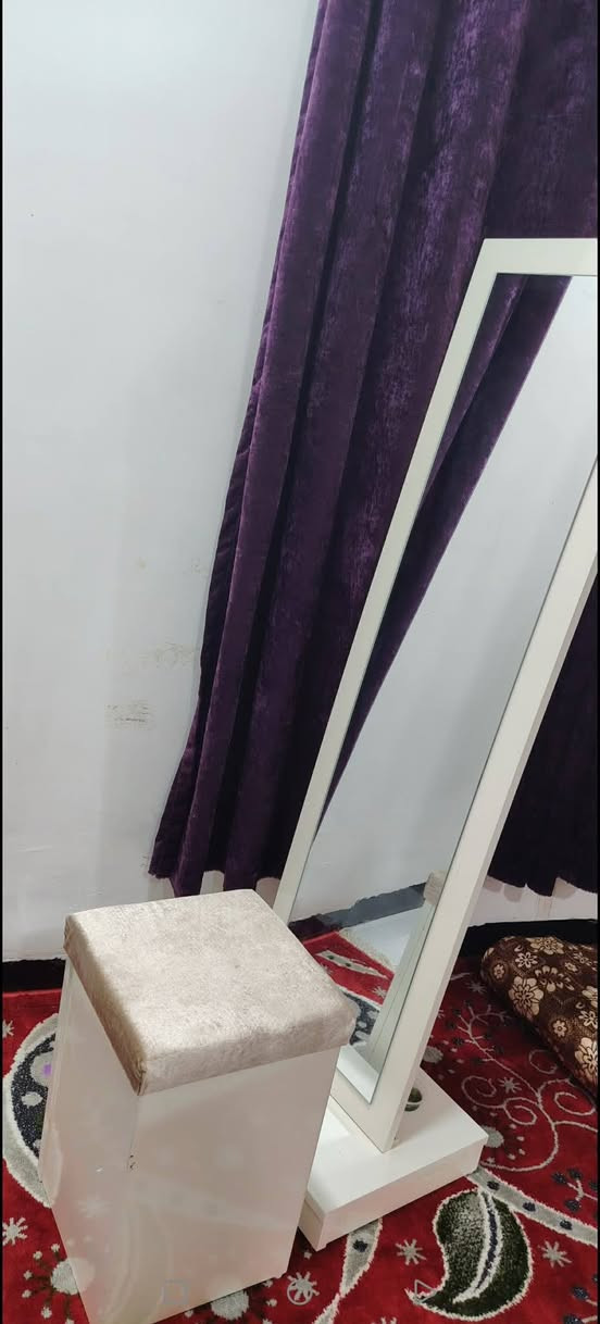 غرفه للبيع 500 بيه مجال مكانها حصيبه الشرقيه شعدكم غرف للبيع دزولي خاص ابيعه الكم  وموجود بعد هواي غرف داخل الحساب فضلاً وليس أمراً متابعه للحساب


**إذا كنت صاحب هذا الإعلان وتريد حذفه لأي سبب، رجاءا أرسل رسالة إلى الدعم الفني**