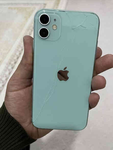 السلام عليكم 
ايفون 11  عادي

ذاكرة 64
بطارية  100%
تك سيم
نموذج m اصلي
وارد امريكي LL

فقط بطارية مبدلة  و ظهر مفطور 

سعر / 165 الف دينار فقط

***********
