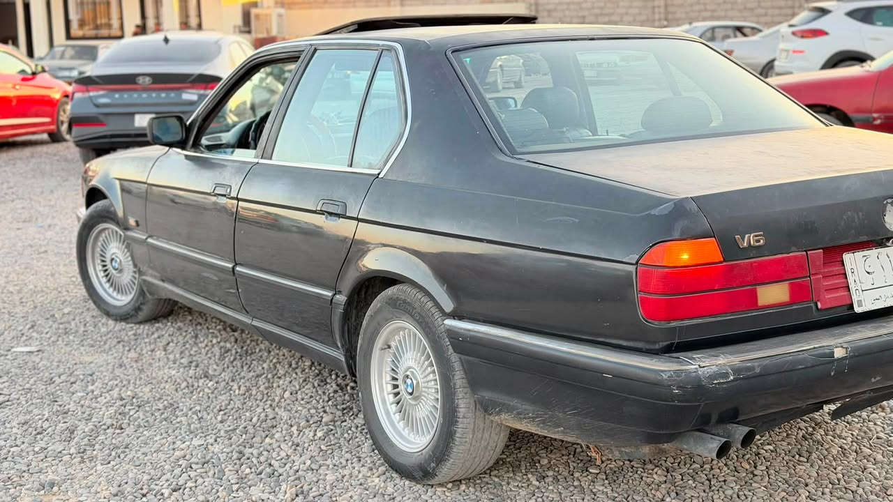 السلام عليكم
BMW حجم 735 رقم نينوى الماني سنوية لغاية 2029 شرط التحويل 
كير محرك شرط 
طخم تايرات وحدادية جديد 
السيارة فول مواصفات فتحة سقف 
كشنات جلد وكهرباء 
دبل ايرباك 
السيارة جاهزة وماتحتاج مصرف 
السعر 35$ وبيها مجال بسيط 
وترهم مراوس حسب القناعة 
للاستفسار ***********
