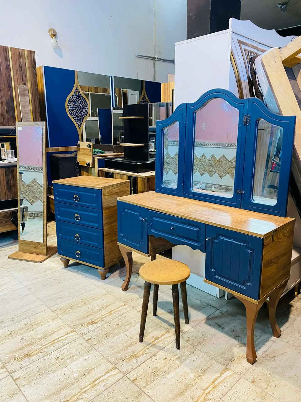 غرفة نوم تركي مستعمل
تتكون 👈8 👈 قطع 🥰
نضافة 85%💯
السعر 700
مع نقل وشد داخل بغداد مجاني


**إذا كنت صاحب هذا الإعلان وتريد حذفه لأي سبب، رجاءا أرسل رسالة إلى الدعم الفني**