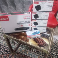 عندي كامرات دهوة اصلي مو تجاري 4 كامرات مع دفي ار نضيفات جدا لبيع رقم0...