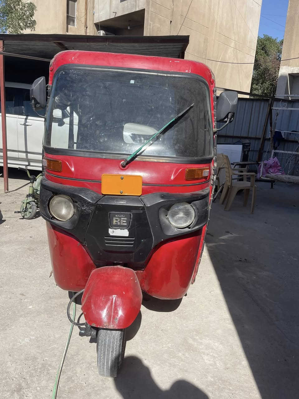 السلام عليكم تكتك 18 للبيع معمره محرك 20 السعر خاص او للاستفسار على الرقم *********** العنوان بغداد الزعفرانيه
