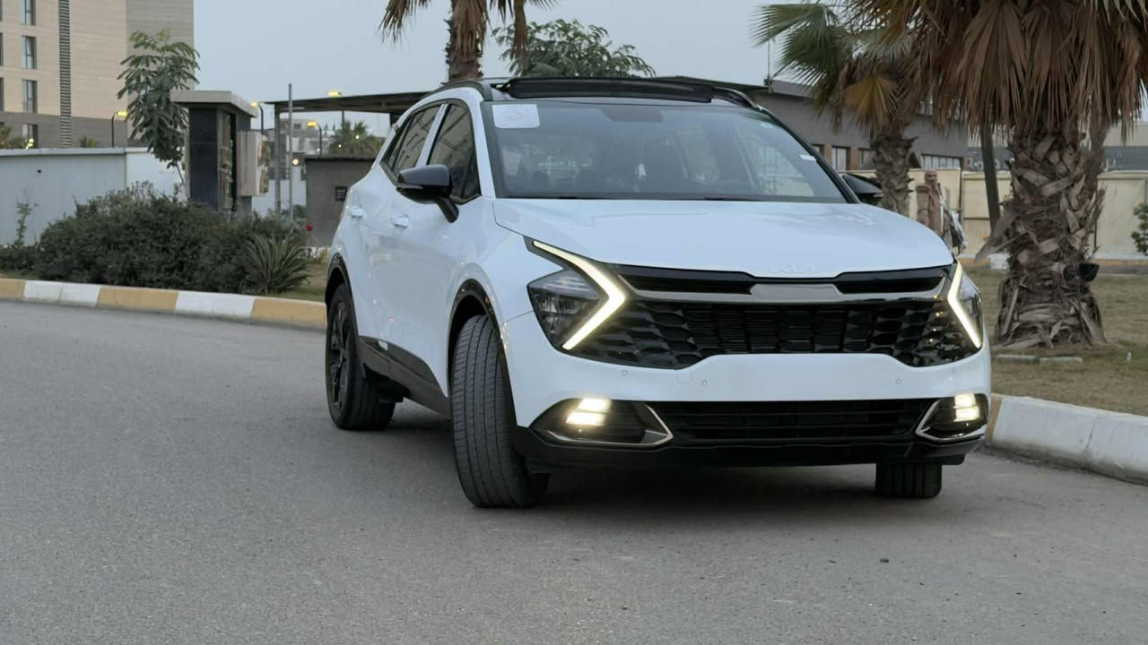 السلام عليكم سبورتج موديل 2025 خليج  ماشيه 6 الالف 
رقم بغداد تحويل مباشر بعدها داخل الضمان 
فئه بلاك ادشن فول مواصفات للاخير
 داخل زيتوني جلد كنتاره مكفوله من كلشي 
مكانها بغداد الرصافه ***********
