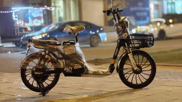 السلام عليكم موطور شحن للبيع 4بطاريات يقرن 10ونص عل فحص الموطور كلشي مابيه السعر 300الف الي يحب يستفسر عن الموطور 
***********
***********
مكان فلوجه
