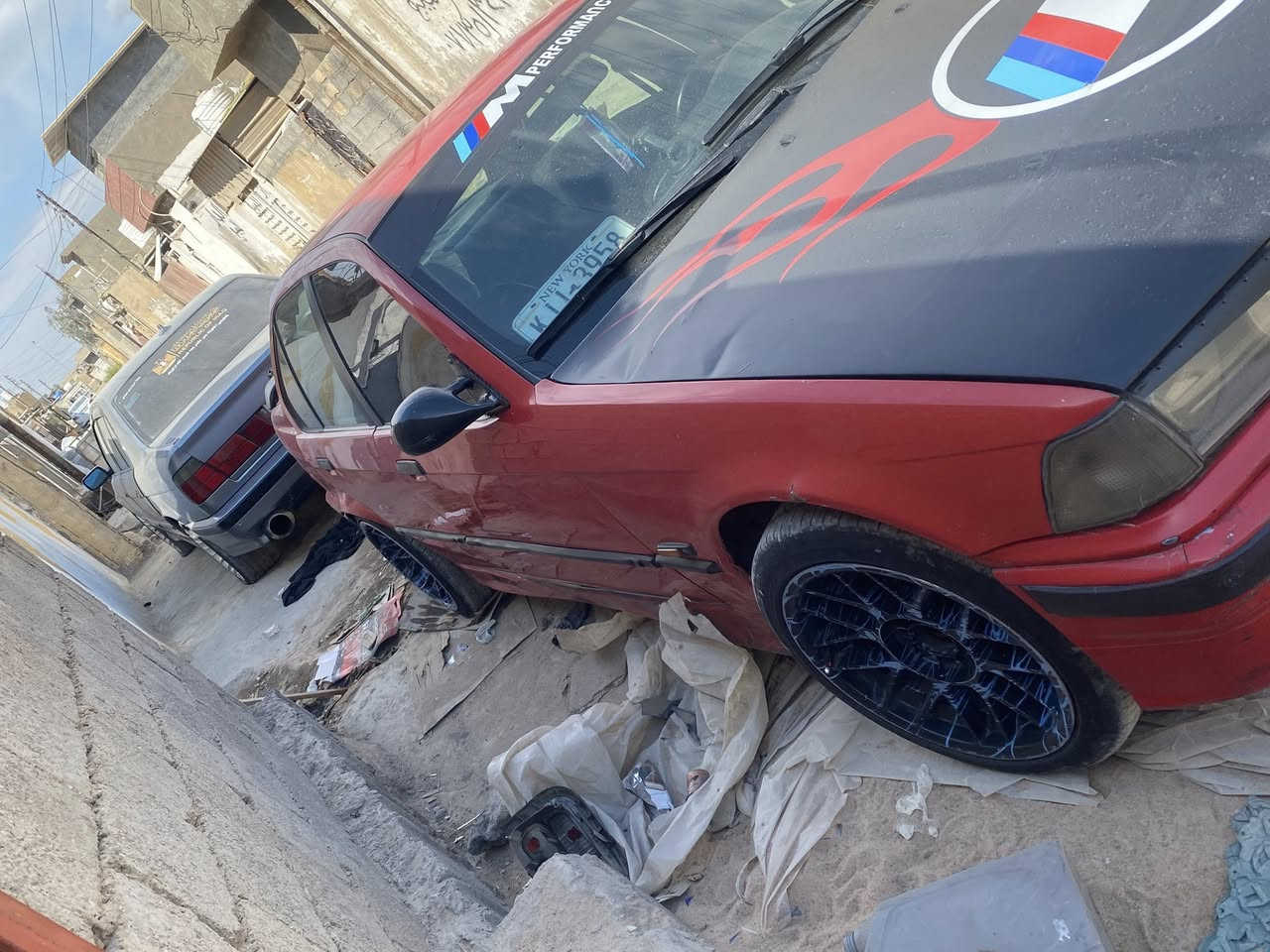 سلام عليكم بي أم صقر مويدل 92. مكينة كير حدادية كهربايات كلهة جدد قفل اكسل مكينة فانوس تحويل مباشر بيع   او مراوس العنوان بغداد قرب مجمع بسماية السعر 33 بيهة مجال بصيط رقم الهاتف ***********
