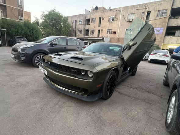 جالنجر 2016 بدون ايرباك ولغود وشواصي تغيير لون جمالية صور حادثها مرفق بل صوور مكفولة عدا الحادث كشنات جلد تبريد قطعتين لامبو دور رايدها 140 وبيها مجال ***********
