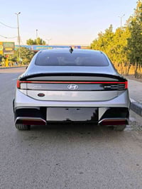 هيونداي • سوناتا • سيارة