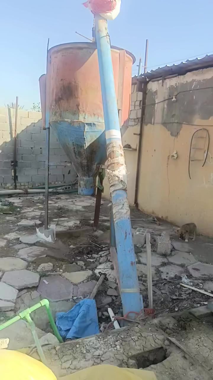 للبيع لمكان قلعة السكر الناصريه جاروشه طاحونه معمل كامل
***********
