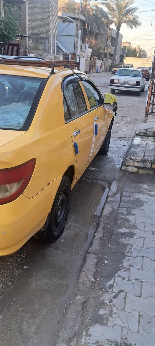 بي واي دي اف ٣
2011  
سعر 50 وبيه مجال شويه مكان بغداد الدوره 
السياره بأسمي تحويل ثاني يوم
هاتف ***********
