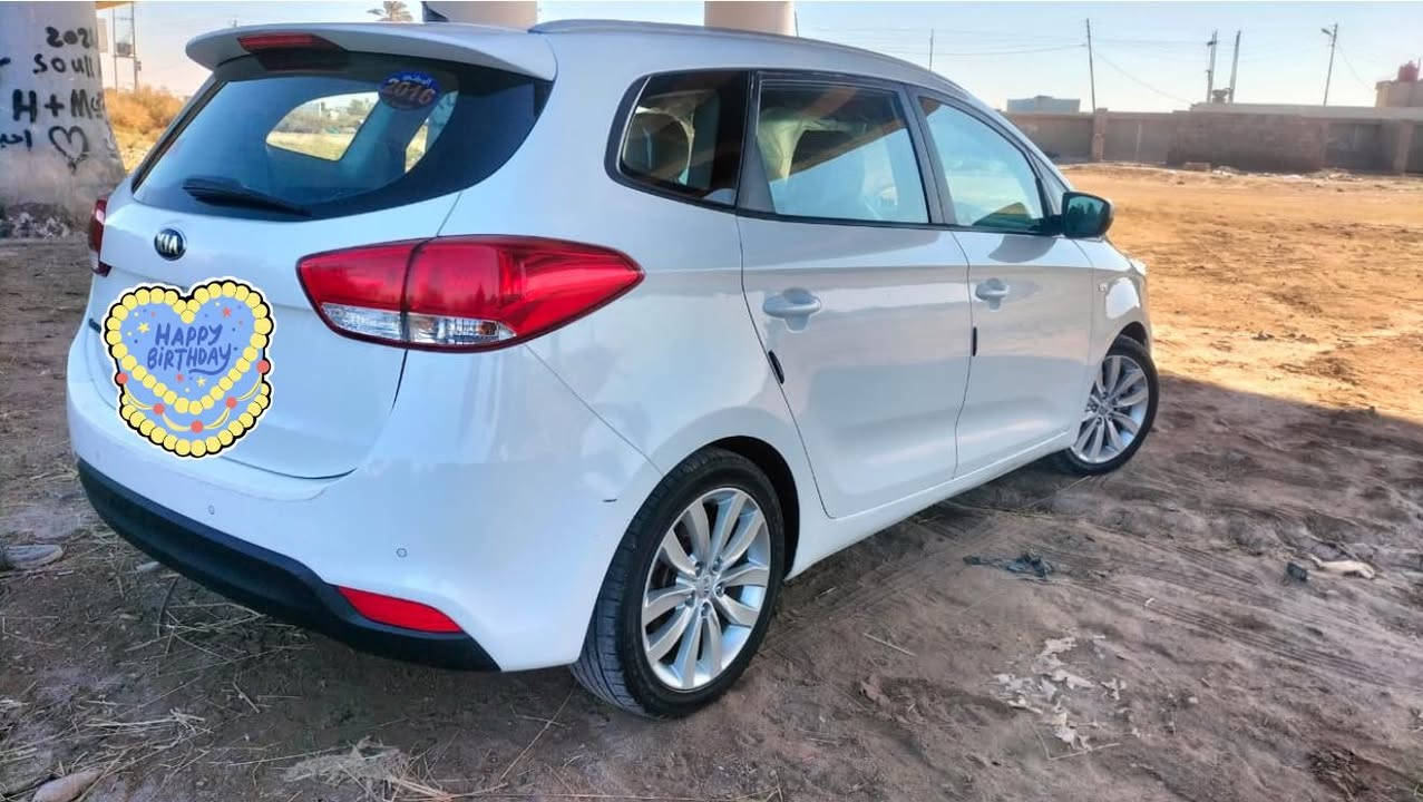 سلام  عليكم  كيا كارنز  موديل 2016 رقم بصره ماخذيها من الشركه الدوليه بسمي مشروع وطني رقم إنكليزي   كفاله عامه وضع الشركه مكينه 200دوش   
السياره ماشيه 74 ألف  وقابل لزياده. طخم تاير كوري قبل شاهر شاده  مكينه وكير وتبريد وحداده وضع الشركه برغي ممفتوح بيهه وكله ميه بل ميه مال جناي السياره فيت بم البلاد ممفتوح شاشه كولد كاميره دواره 
كتلوكات  الشركه وسويجات بل جنطه 
دهن كوله بل شركه 65 ألف التبديل 
السعر  
162. تحويل فقط  غيره مابيع 
*********** 
مكان البصره 
اتريد جديد مال جناي
