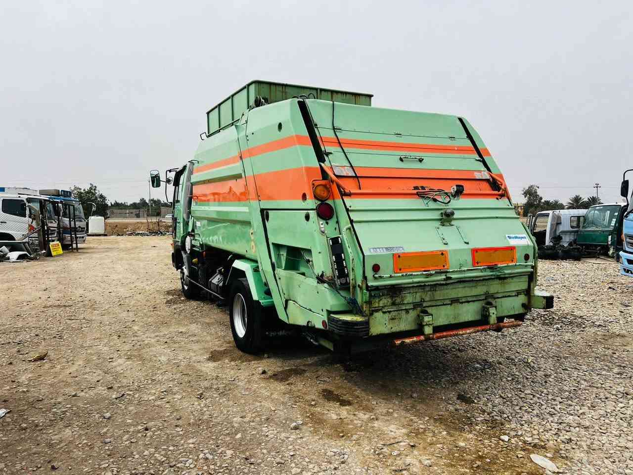 اللهم صل ع محمد وآل محمد 👍🇮🇶🇮🇶
هينو انكر كابسه نفايات كبسه 8 ونص مكعب 
مكينه 6 سلندر بم ونوزل دخول جديد 
 معرض النصر / قضاء النصر / ذي قار 
***********
***********
