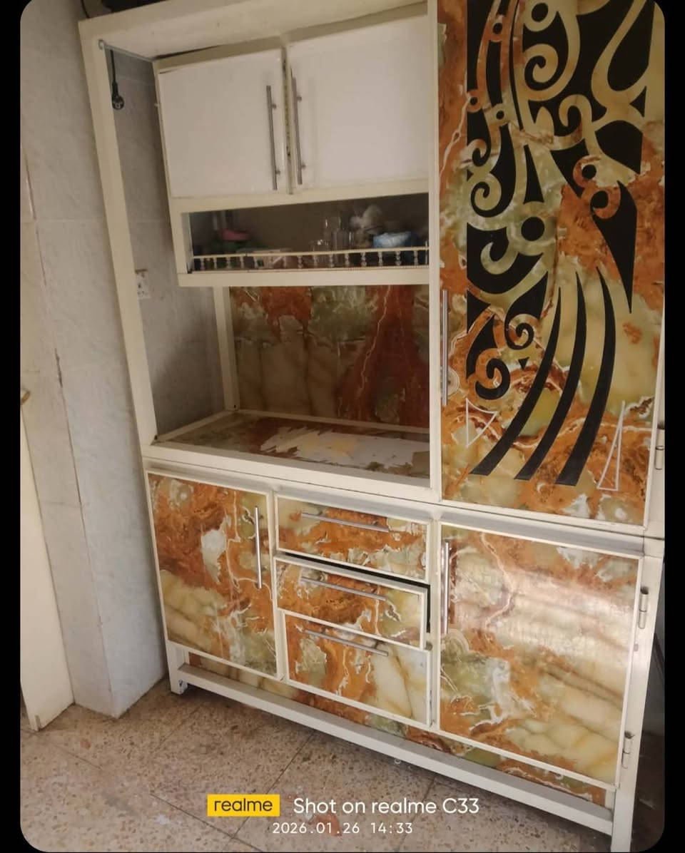 مكلفه بلنشر كاونتر نضيف  مابي اي ضرر
القياس مترتين     السعر النهائي ١٥٠
 كرويته   عدد ٢    السعر ٥٠ الف


**إذا كنت صاحب هذا الإعلان وتريد حذفه لأي سبب، رجاءا أرسل رسالة إلى الدعم الفني**