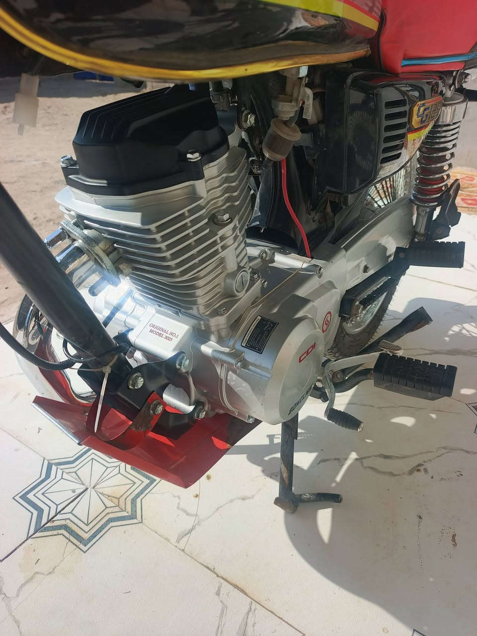 سلام عليكم دراجه سونك مديل ٢٥كفاله عامه اوراق اسكنر اي نقص ما بيه مكان العماره المركز سعره ٨٠٠بيه مجال***********
