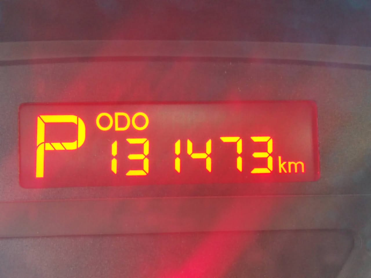 السلام عليكم اخواني للبيع سيارة كيا ريو موديل 2012 وارد خليجي المحرك والكير وباقي الأجزاء كلها بحالة ممتازة عداد السيارة 131 الف حقيقي الصدر الأمامي يحتاجلة ترتيب بي طكات خفيفة والصدر الخلفي نضيف باتري جديد زوج تايرات جدد ريمونت شخاطةاصلي  عدد2 تحكم ستيرن جهتين مسجل بلادي دواخل السيارة على وضع شركة كلشي بيها شغال الحمدالله القايش جديد دهن الكير اصلي من شركة كيا اخذتة بدلتة بلنسبة للحادث ما بيها اي حادث قوي ابد اما الصبغ بيها أماكن بسيطة واني مسويلها سونار جديد السيارة على ايد وحدة استلام شركة  5 ويل كب بلادي
السعر 81 وبيها مجال بسيط جدا
الرقم بغداد مشروع وطني سنوية جديدة
العنوان بغداد الجديدة
*********** عبدالستار
