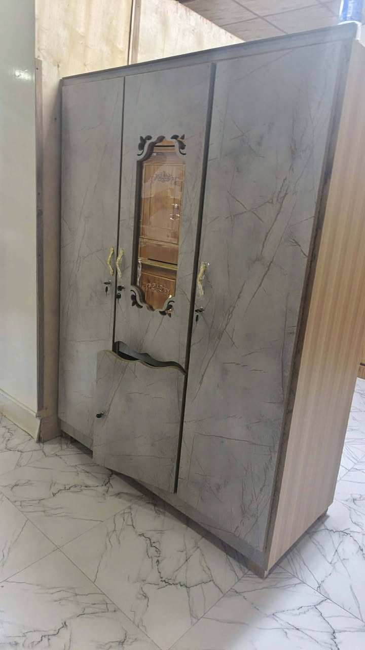 العنوان  ♕♕
تكريت شارع الباشا الرئيسي بقرب مشتل الياسمين 

꧁꧁꧂꧂معرض ايمن الكريش

 اثاث منزلي ⭐⭐
  نظام عملنا خدمة توصيل تكريت داخل وخارج تكريت 🚛🚛🚛

انت اختار واطلب واحنه نوصلك لباب البيت 👌👌👌

للحجز والاستفسار  يرجه 💌💌  اتصال ع الرقم *********** اتصال او وات ساب
