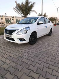 نيسان صني هندي ٢٠٢٤ بليتة زركة ضمان شركة السور  ماشية ٤٠ الف  مكفولة ك...