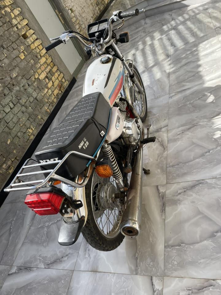 السلام عليكم دراجه للبيع بلاد بيه نقص ورقه فقط  متواجد خاص (***********) مكاني قضاء الفهود
