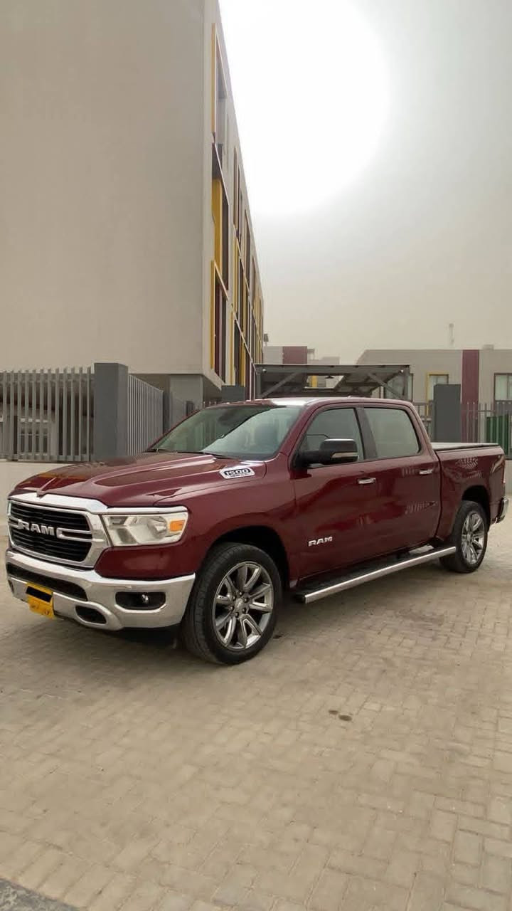 السلام عليكم
للبيع
دودج رام موديل 2020
باب طويل بدي قصير 
محرك 8 سلندر 5700cc
وارد امريكي حادث
ماشيه 53 الف
السيارة جديدة كلش وجاهزة
رقم شمالي اربيل باسم ولد
ريد تحويل ثاني تريد وكالة
سنوية 27 جديدة
السعر 260 وبيها مجال
الاستفسار الاتصال
*********** 
***********
