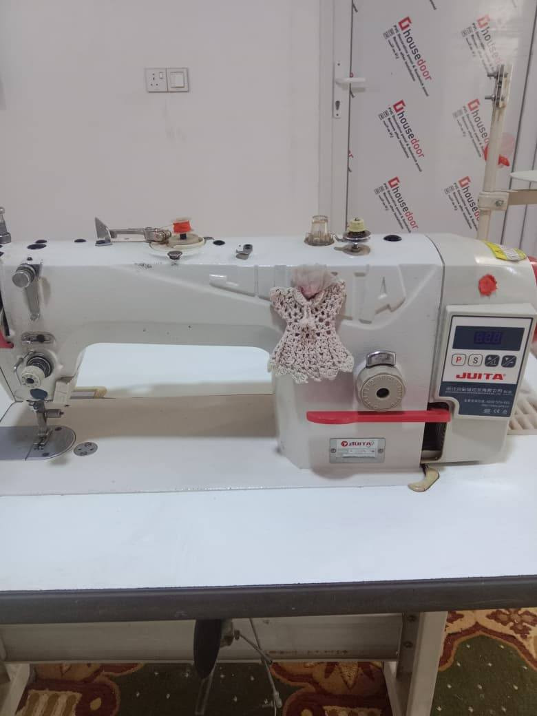 مكينه خياطه صناعي فول كاتم مع اوفر ***********
