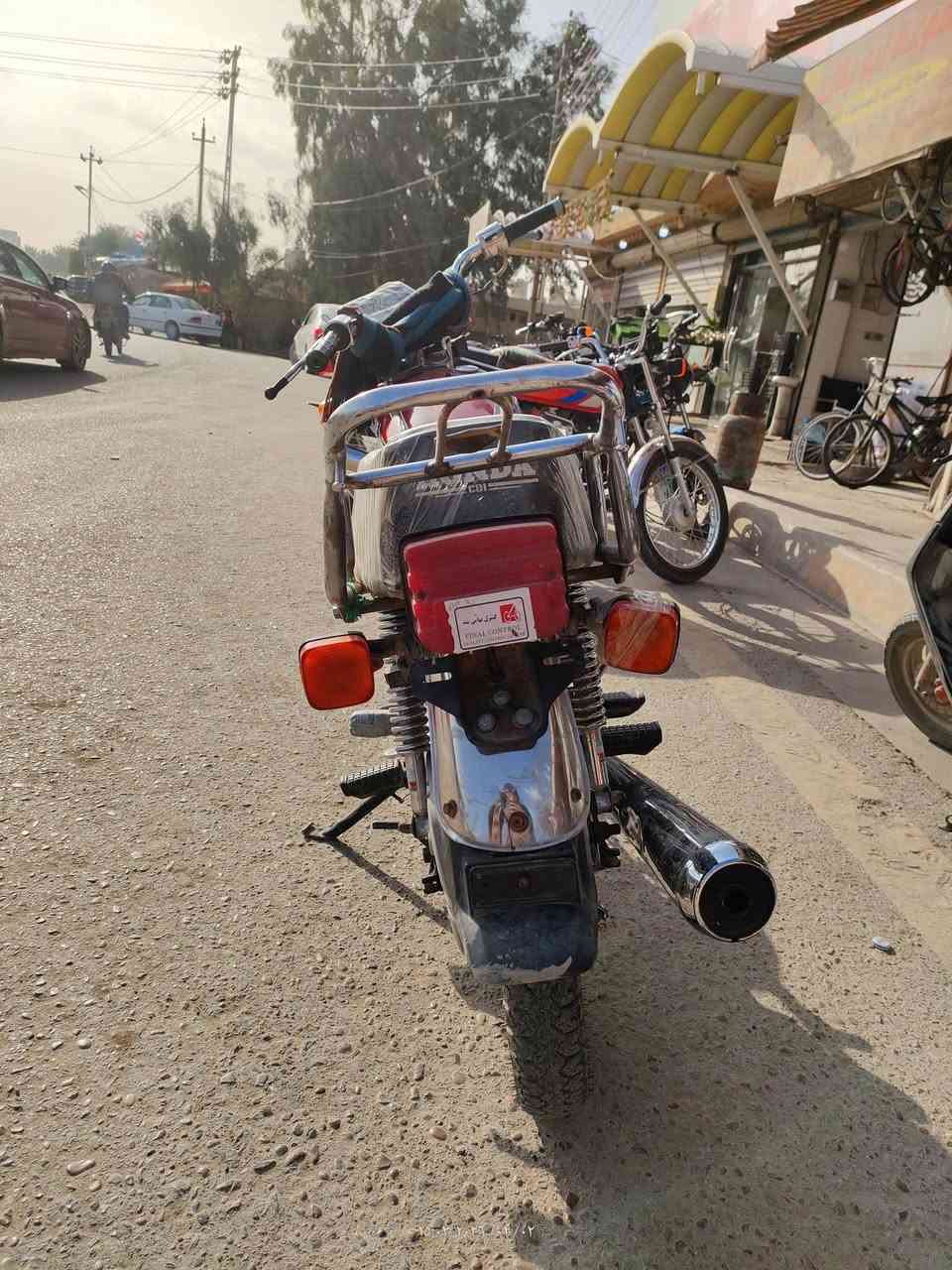 سلام عليكم  دراجه ارشه للبيع موديل 2021 اوراق اصولي 650 وبيها مجال حك الجيها


**إذا كنت صاحب هذا الإعلان وتريد حذفه لأي سبب، رجاءا أرسل رسالة إلى الدعم الفني**