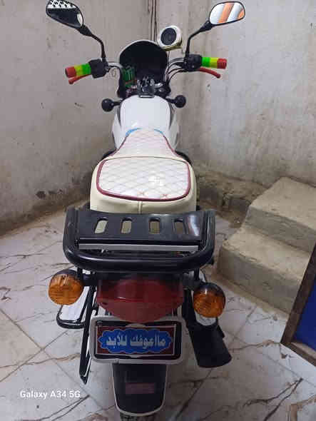 سلام عليكم دراجه للبيع مديل ٢٢رقم وسنويه مكفوله كفاله عامه دراجه جديده حلا من الصوره مكأني القرنه سعر ٢١٠٠ وبيها مجال للشراي مستعجل للبيع ***********
