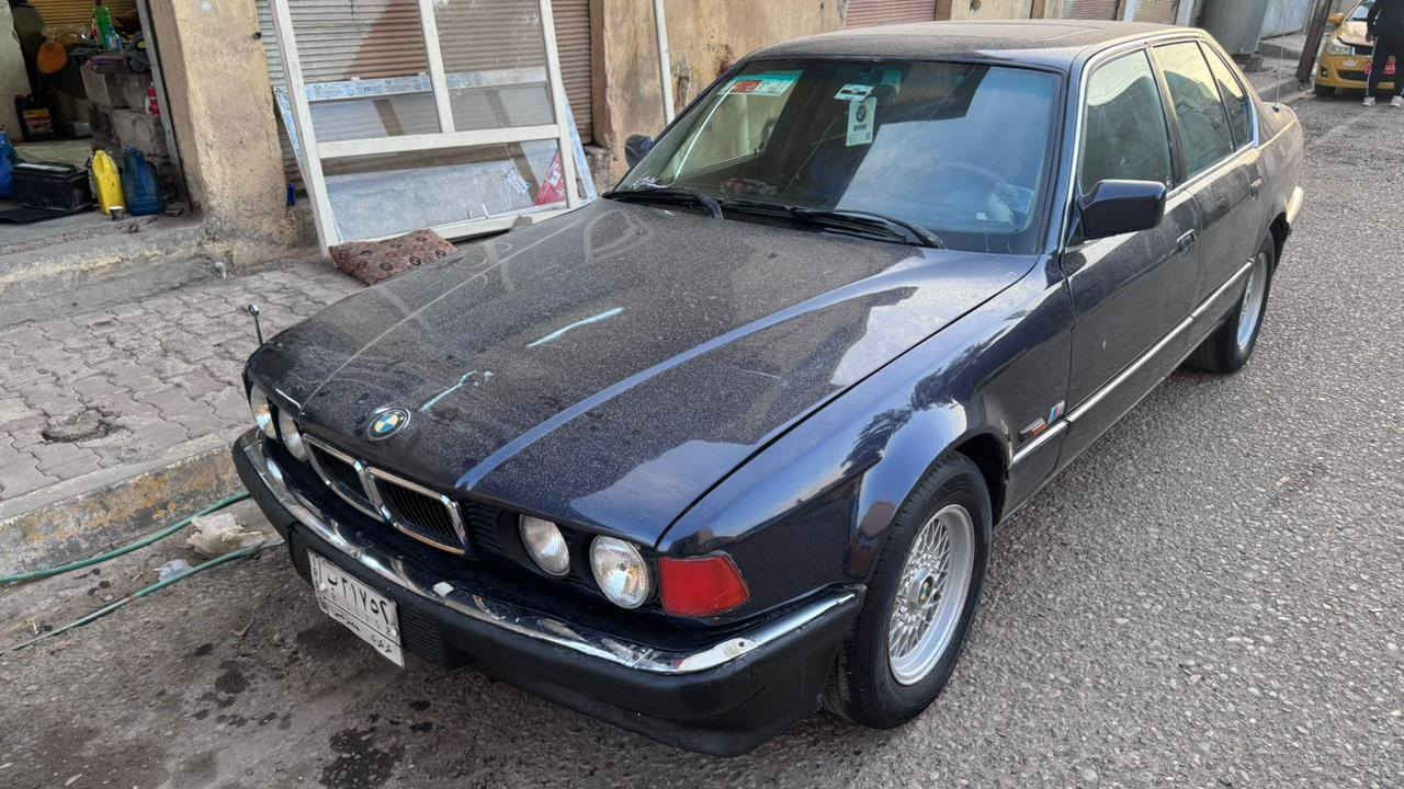 للبيع BMW موديل 92 فول مواصفات 6 سلندر بجم عريض فول واحد على واحد كير اوتوماتيك جامات كهرباء سقف سلايت لا ضربه ولا شي ولا تبديل كلها بلاديه صبغ عام لجماليه بردات بلجام بلادي تنزل وتصعد تايرات جدد كير محرك  كله شرط التحويل والوكالة كهربائيات كلها شغاله مال بيت تبريد شغال مشروع وطني لغاية 2027 صاحبها بغداد اخذك تتكاتب ويا وياي براحتك شعندك مراوس دزلي صورها وتفاصيل وسعر علخاص سعر السيارة 45 وبيها مجال قليل عنواني كركوك حزيران اسواق انور


**إذا كنت صاحب هذا الإعلان وتريد حذفه لأي سبب، رجاءا أرسل رسالة إلى الدعم الفني**