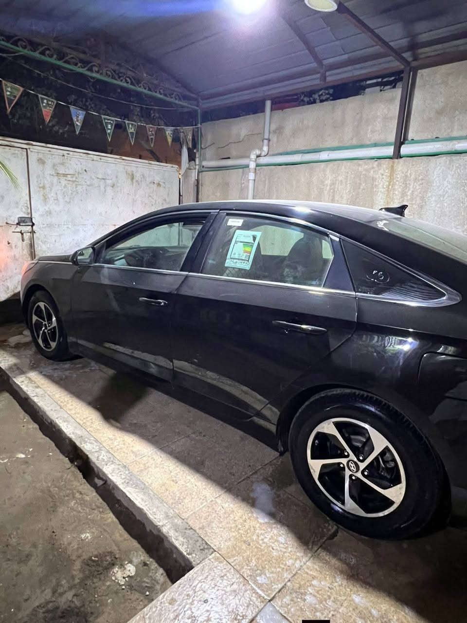 سوناتا 2017 اصلل ادواااات متؤمه شغللل فولل السياره ماتبين ابدد
كصه جنطه 
السياره بانزززززززززززين مو غازز ومحور اصل بانزين 
محرك 2400 
مواصفات 
شاشه جبيره 
دشبول بيانو 
كامره خلفيه 
منضومه زنون 
تحكمات ستيرن 
نضام درايڤ مود 3 مودات 
السياره نضييفه وجديده بمعنئ الكلمه 
كلشي بلادي 
محرك وكير كفاله حداديه خير 
تخم تاير جديد
السعر 60 بيها مجال قليل 
المكان بصره 
***********
