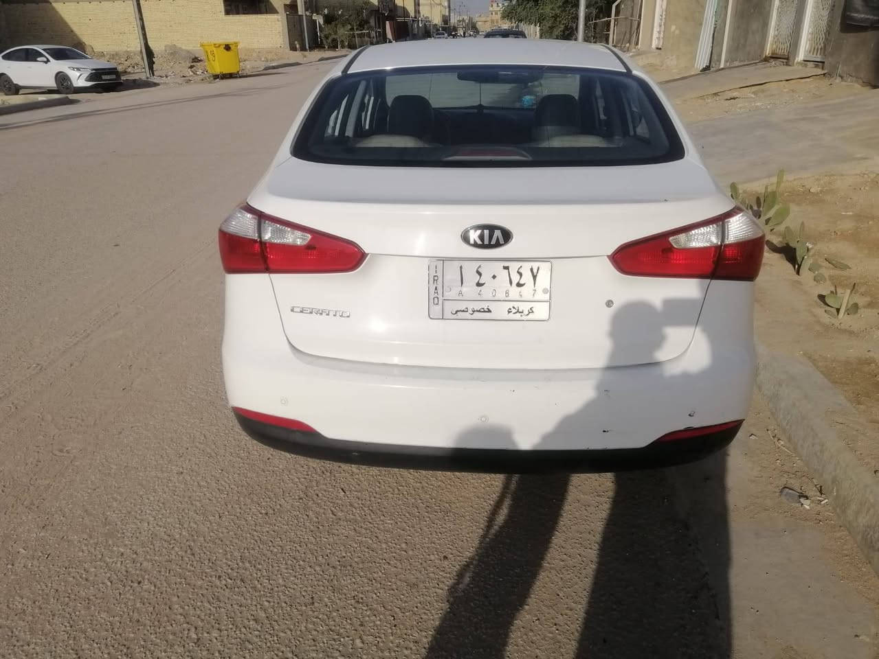 كيا سيراتو موديل ٢٠١٤ خليجي
محرك ١٨٠٠ مكفولة من الصبغ والتبديل بيها طخات مبين بالصور
رقم الموبايل *********** 

سعرها ١٢٥ ورقة وبيها مجال
