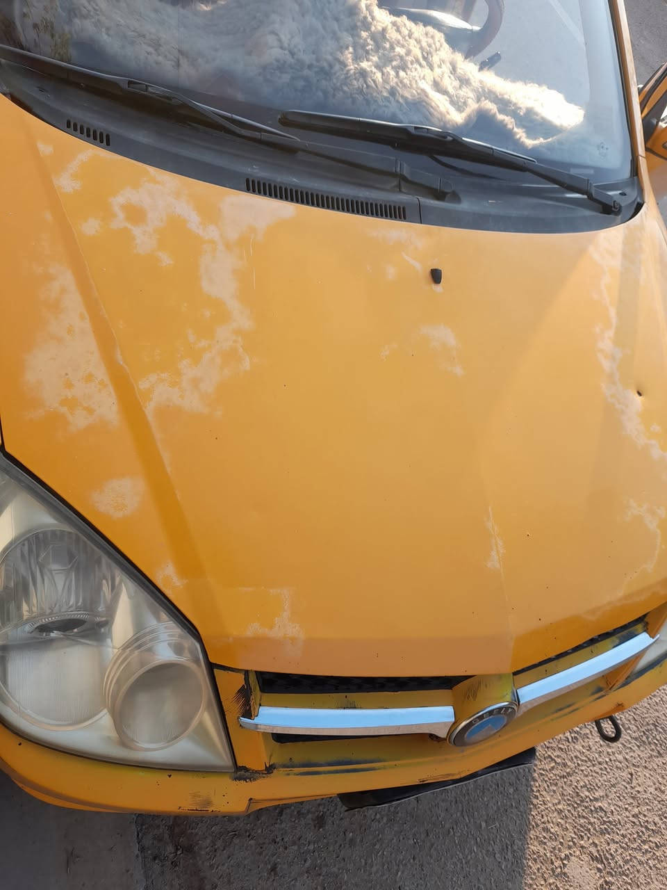 سلام عليكم ...
جيلي mk2011 محركها بلادي وكيرها بي النمره الثالثه يجلب دواخلها مثل متشوف بالصور بطاين الابواب جديدات وعندك غلاف الدشبول الفوك مكسر تبريدها عاطل كهربائياتها شغاله كلها بيها جرادات مثل ما موضح بالصور سياره باسمي رقم بغداد  مصفره هيئه وغرامات سنويتها تنتهي ب ٢٩رايدها ب٢٢ وبيها مجال بسيط ***********
