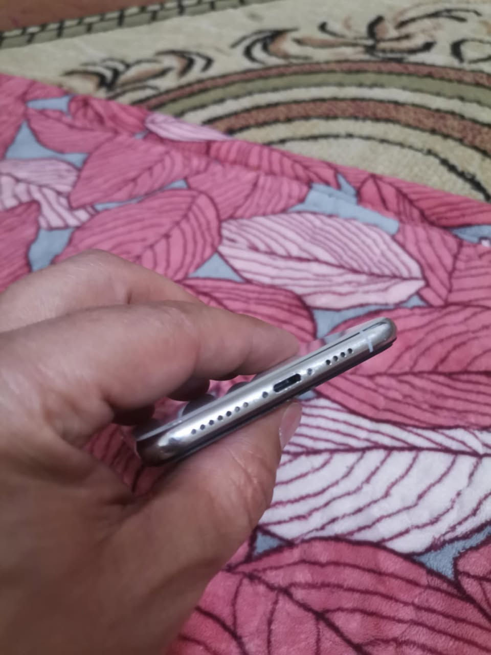 السلام عليكم🤎
1. ايفون اكس ماكس
-ذاكرة 256
-بطارية 80%
الجهاز وتر ع وضع الشركة ممفتوح ونظيف
سعرة 175 وبي مجال
2. ايفون 7 
ذاكرة 128
بطارية 68
الجهاز وتر وممفتوح ولامبدل بي اي قطعه
سعرة 75 قفل 🔒 
مكاني بغداد
توصيل ماكو ❌


**إذا كنت صاحب هذا الإعلان وتريد حذفه لأي سبب، رجاءا أرسل رسالة إلى الدعم الفني**