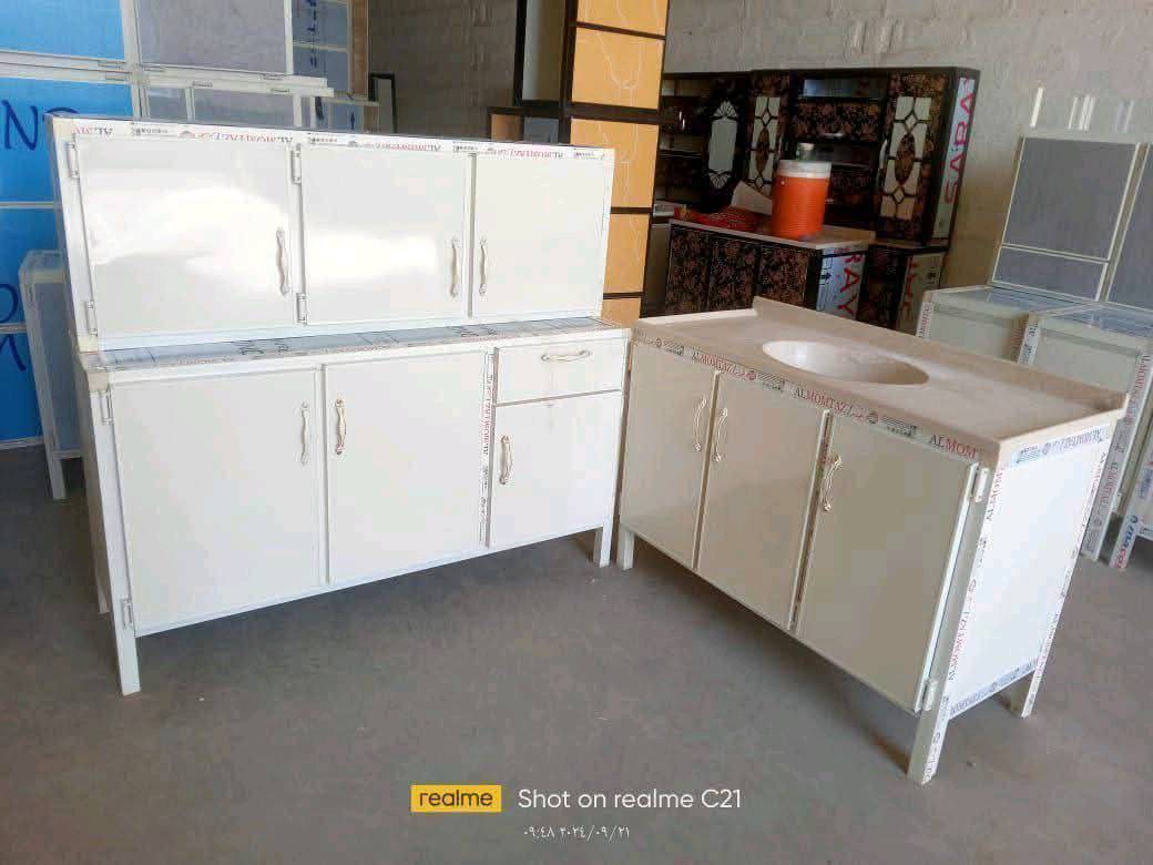 كاونتر مترونص  ارضي.وملحق مترونص  

وسنك متر و 20 سم . 



السعر  240

توصيل الجميع محافظات العراق 

الاحجز والاستفسار راسلو الصفحه